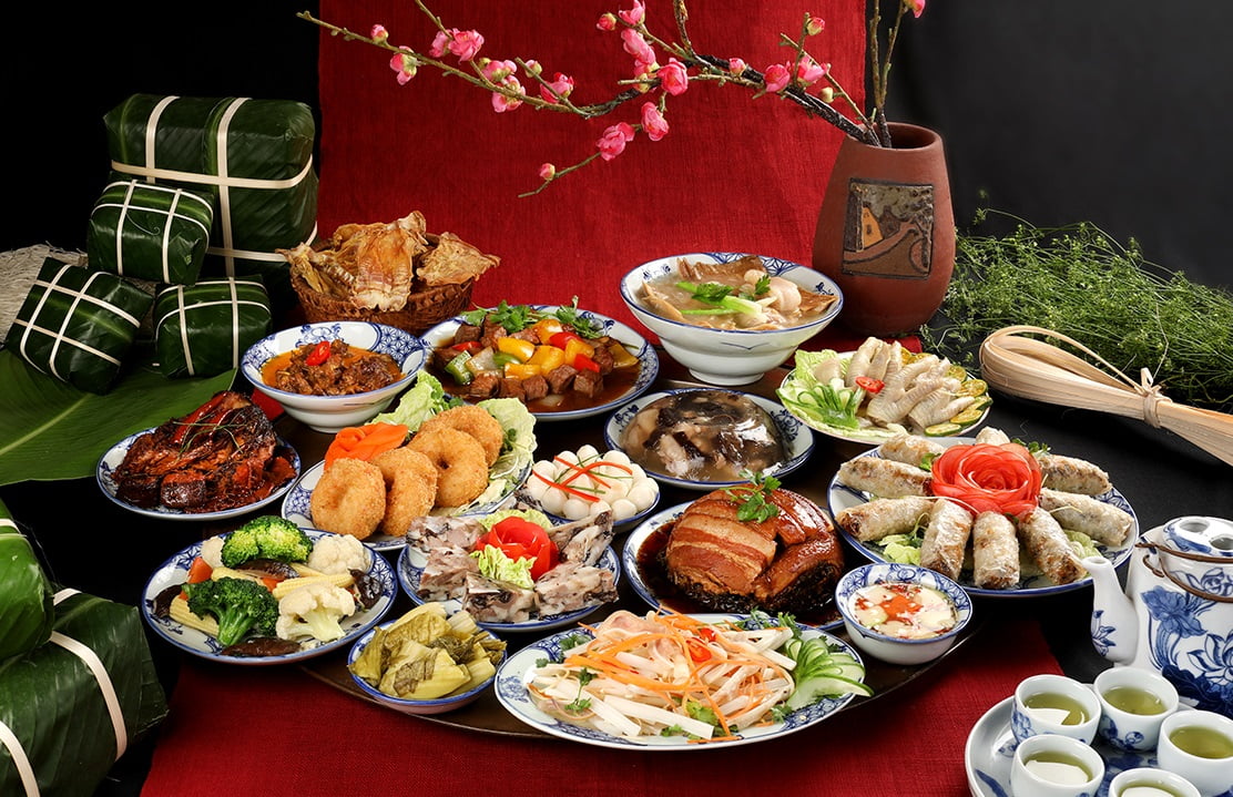 Ý Nghĩa Mâm Cơm Ngày Tết – Nét Văn Hóa Gia Đình Việt